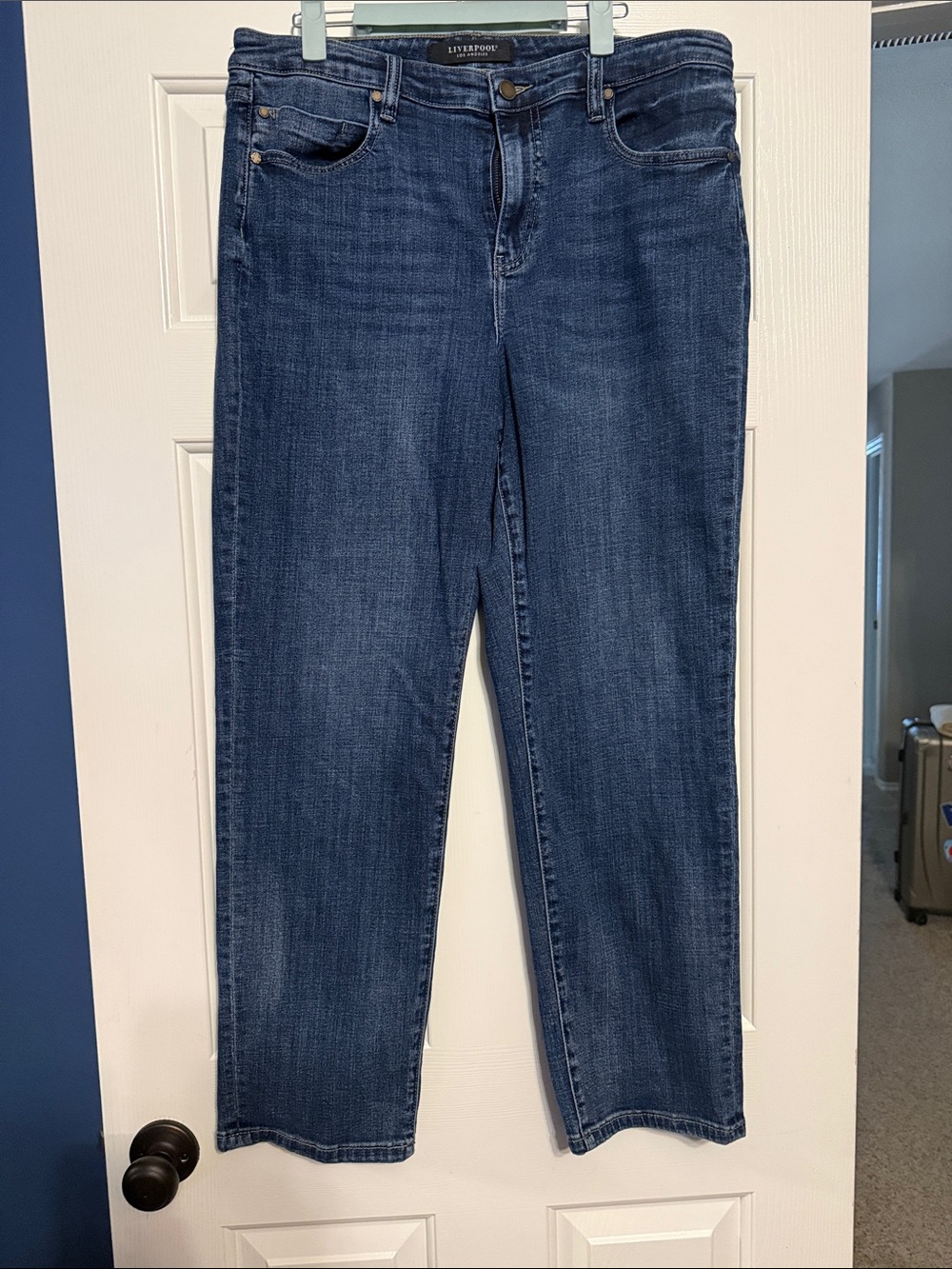 Liverpool Women's Medium Blue Straight Leg Jeans